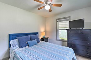 Lake Granbury Getaway ~ 1 Block to Waterfront