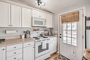 Bright Belmar Cottage < Half Mi to Boardwalk!
