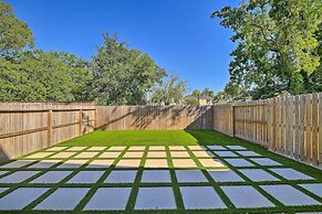 Modern Houston Townhome - 3 Mi to Downtown!