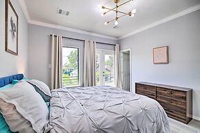 Modern Houston Townhome - 3 Mi to Downtown!