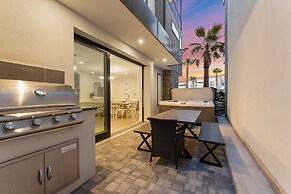 Beach Haven 5 Bedroom Townhouse