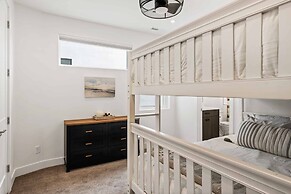 Beach Haven 5 Bedroom Townhouse