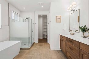 Beach Haven 5 Bedroom Townhouse