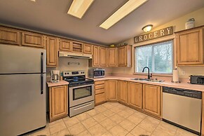 Cute Cottage w/ Deck Walk 115 Ft to Brewery & Cafe