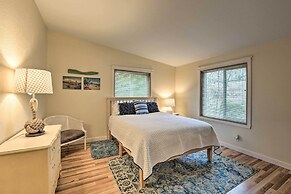 Cute Cottage w/ Deck Walk 115 Ft to Brewery & Cafe