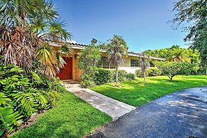 Home w/ Pool in Upscale Pinecrest Village