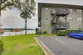 Lake-view Balcony: Hot Springs Penthouse!