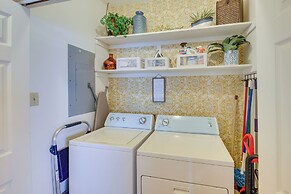 Lake-view Balcony: Hot Springs Penthouse!