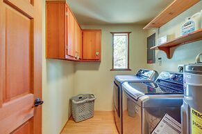 Hungry Horse Cabin w/ Gas Grill, Near Glacier!