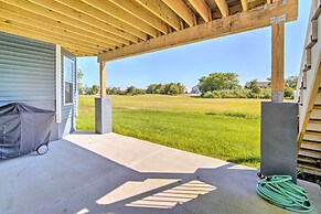 Gorgeous Newly Built Home: Golf Course View!