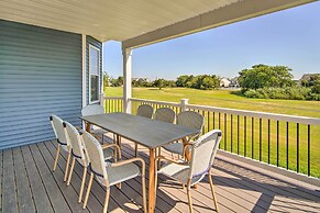 Gorgeous Newly Built Home: Golf Course View!