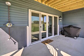 Gorgeous Newly Built Home: Golf Course View!