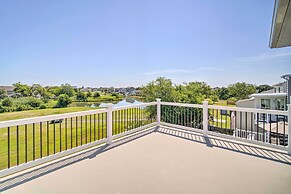 Gorgeous Newly Built Home: Golf Course View!