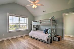 Gorgeous Newly Built Home: Golf Course View!