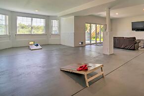 Gorgeous Newly Built Home: Golf Course View!