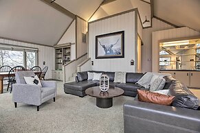 Mountaintop Wintergreen Resort Home w/ Deck, Views