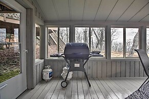 Mountaintop Wintergreen Resort Home w/ Deck, Views