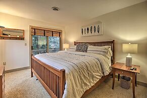 Mountaintop Wintergreen Resort Home w/ Deck, Views