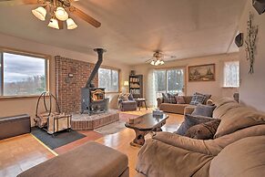 Private Hot Tub & Fireplace: Poconos Home!