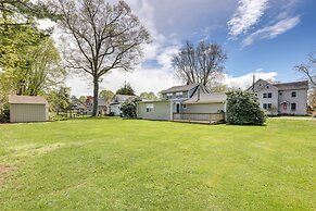 Charming Old Saybrook Home: Half-mi to Sand & Sea!