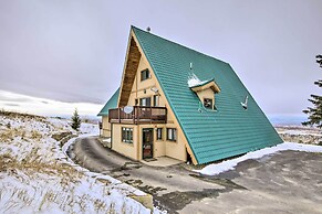 A-frame Home w/ Breathtaking Views & Hot Tub!