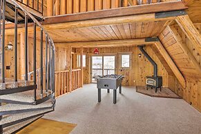 A-frame Home w/ Breathtaking Views & Hot Tub!