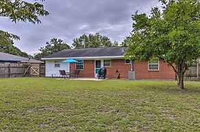 Breezy Gulfport Getaway < 1 Mile to Beach + Casino