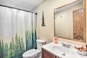 Cozy Chiloquin Retreat < 30 Mi to Crater Lake!