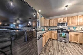 Pet-friendly Ruidoso Home w/ Deck & Forest Views!