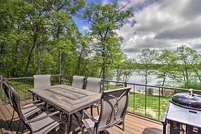Stunning Crosslake Cabin w/ Deck and Lake Views!