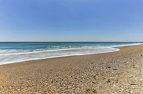 Condo w/ 2 Decks - Steps to Wrightsville Beach!