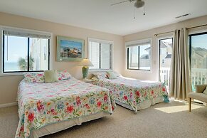 Condo w/ 2 Decks - Steps to Wrightsville Beach!