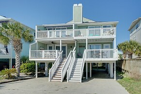 Condo w/ 2 Decks - Steps to Wrightsville Beach!