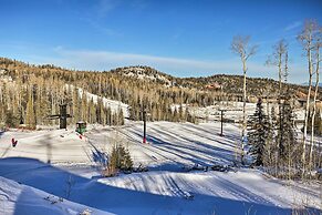 Ski-out Brian Head Condo - Top of Navajo Lift