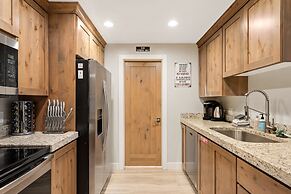 Ski-out Brian Head Condo - Top of Navajo Lift