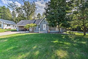 Pet-friendly Home Near Lakes & Snowmobile Trails!