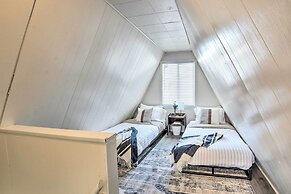 Charming Evanston A-frame: Dog Friendly!