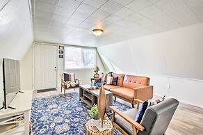 Charming Evanston A-frame: Dog Friendly!