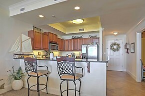 Beachfront Bliss on Dauphin Island w/ Pool Access!