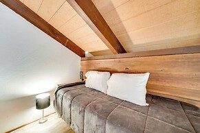 1 Mi to Northstar Village: Pet-friendly Condo!