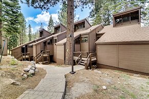 1 Mi to Northstar Village: Pet-friendly Condo!