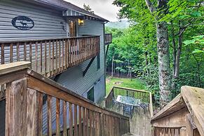 Decks & Scenic Views: Beech Mountain Cabin!