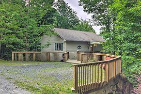 Decks & Scenic Views: Beech Mountain Cabin!