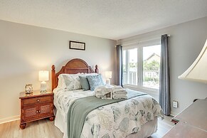 St Helena Island Condo - 1/2 Mi to Beach