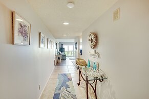 St Helena Island Condo - 1/2 Mi to Beach
