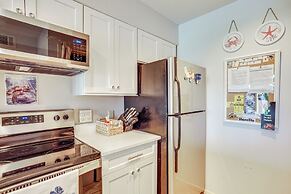 St Helena Island Condo - 1/2 Mi to Beach