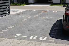 Krakow Family Apartment by Renters