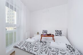 Krakow Family Apartment by Renters