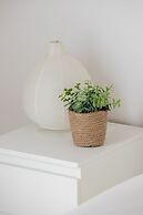 Krakow Family Apartment by Renters