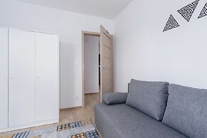 Krakow Family Apartment by Renters